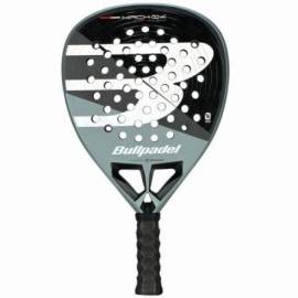 PALA DE PÁDEL BULLPADEL HACK 04 COMFORT 2026 (PAQUITO NAVARRO)/ NEGRA Y GRIS