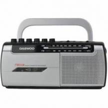 RADIO CASSETE DAEWOO DW1107/ CON CABLE/ A PILAS/ NEGRA Y PLATEADA